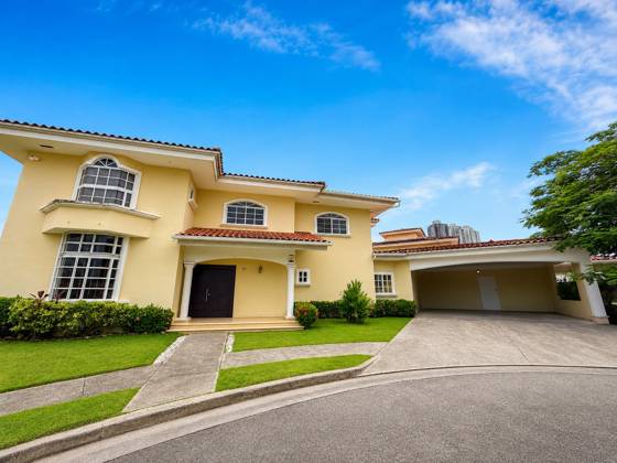 VENTA DE CASA EN PH COSTA SERENA, COSTA DEL ESTE – 4 RECÁMARAS