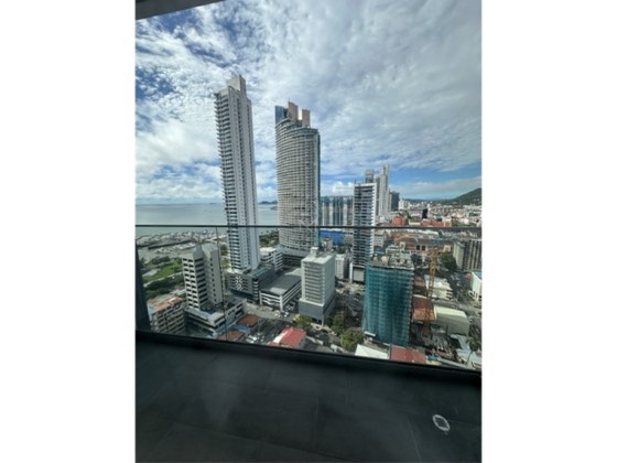 VENTA DE APARTAMENTO EN PH NUOVO BY ARMANI