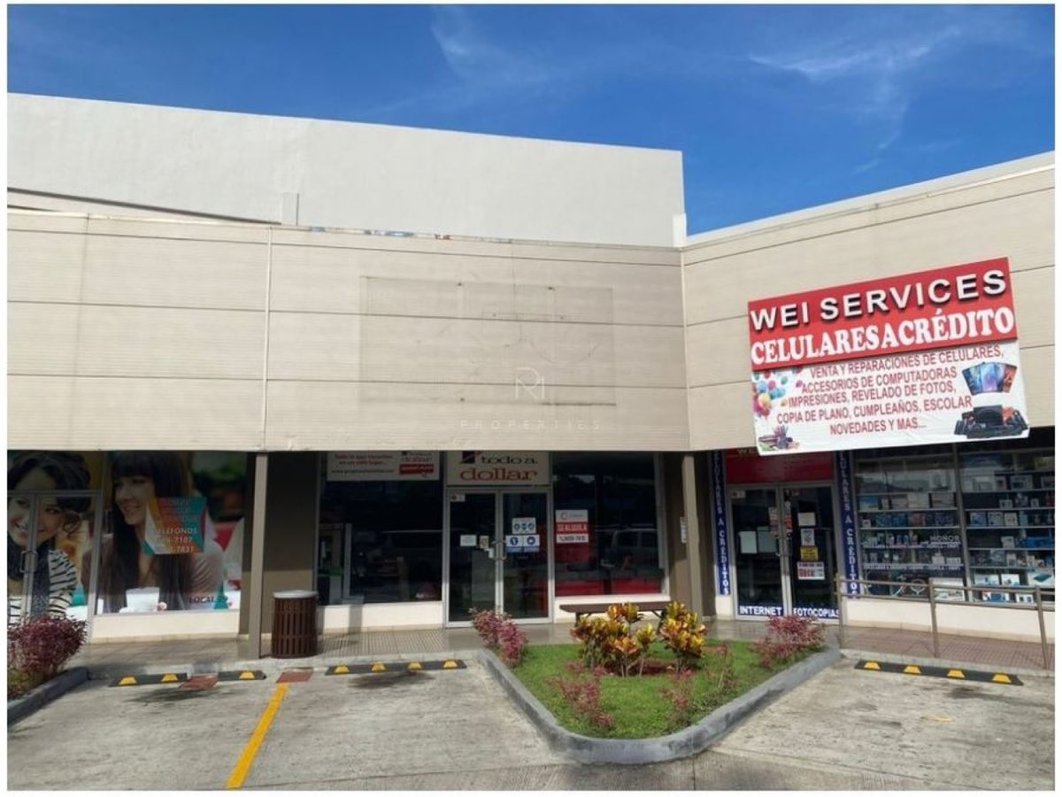 VENTA DE LOCAL COMERCIAL EN PLAZA NUEVO TOCUMEN