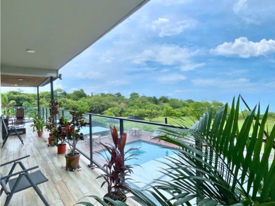 VENTA-ALQUILER DE APARTAMENTO EN PH SOLARIA PUNTA CAELO